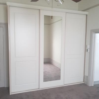 Classic Routed doors with lid and pelmet 